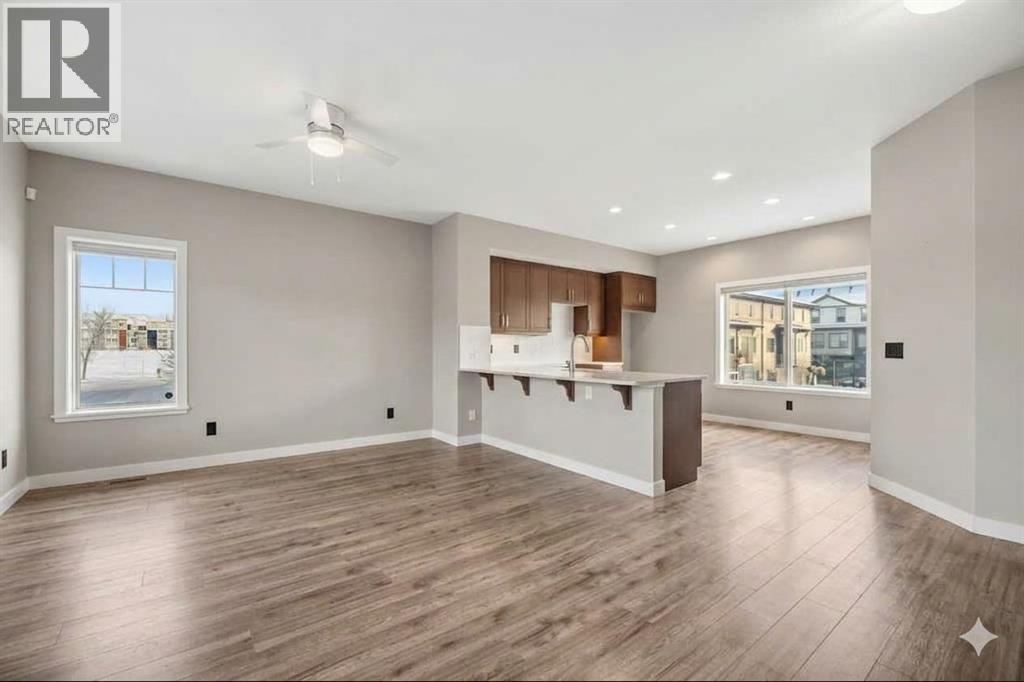 32 Horseshoe Crescent, Cochrane