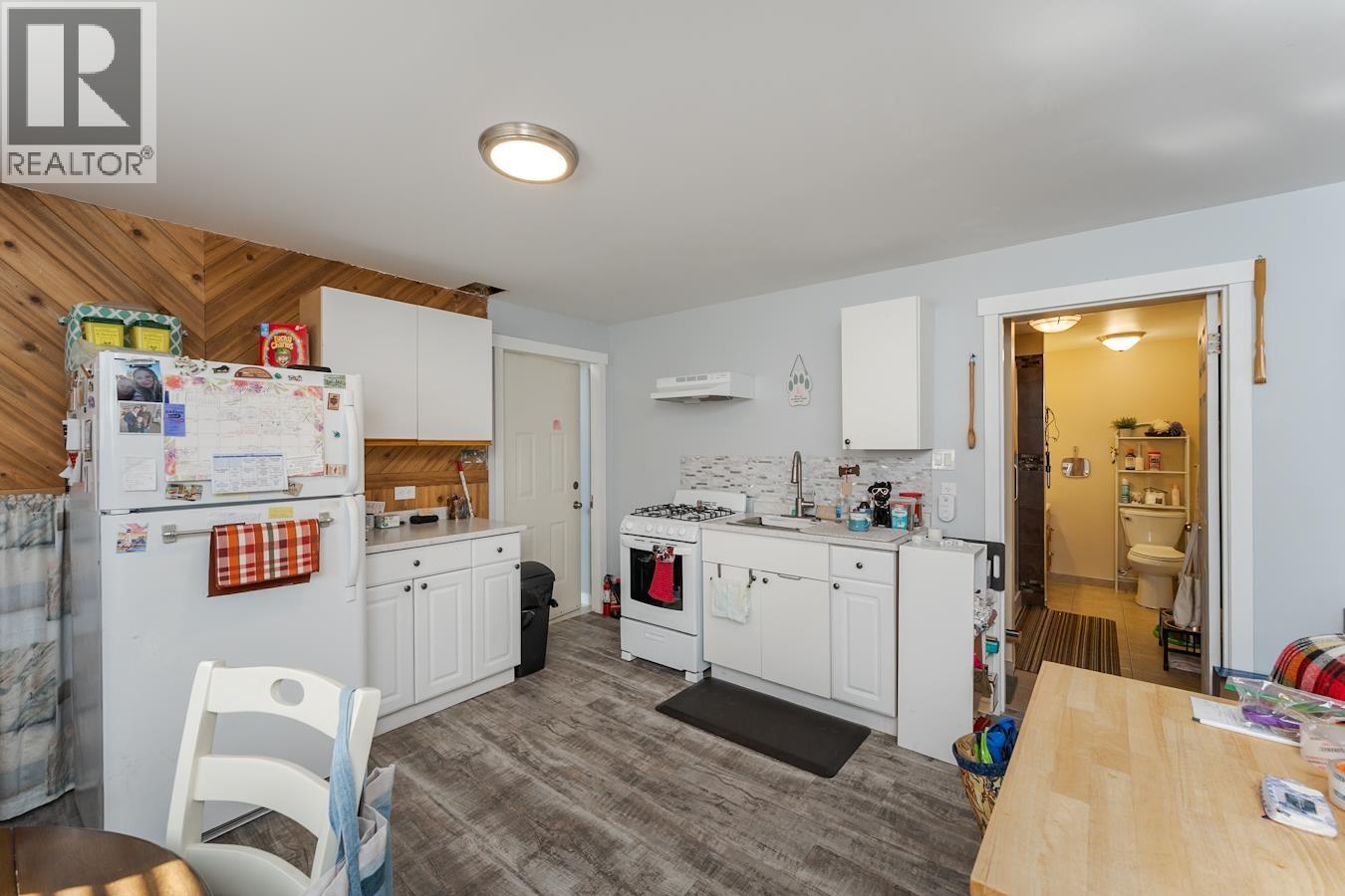 4234 TRAPPER AVENUE - 29