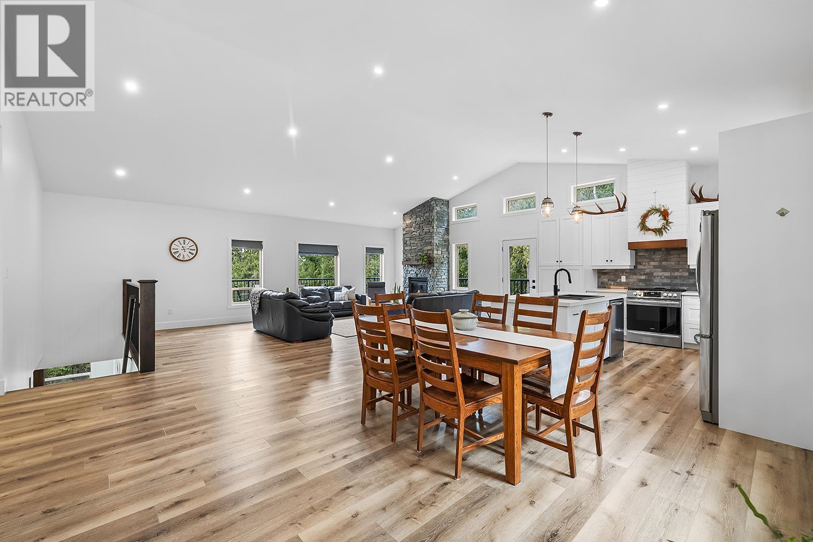 1562 TEETZEL ROAD - 5