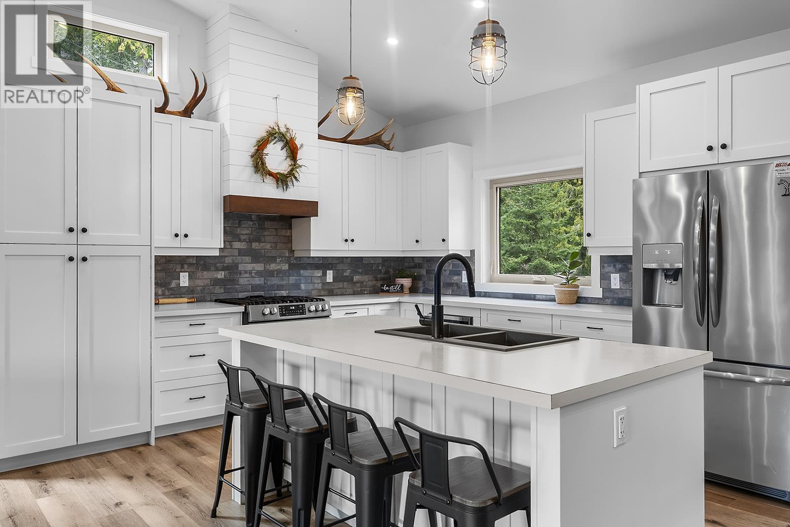 1562 TEETZEL ROAD - 4