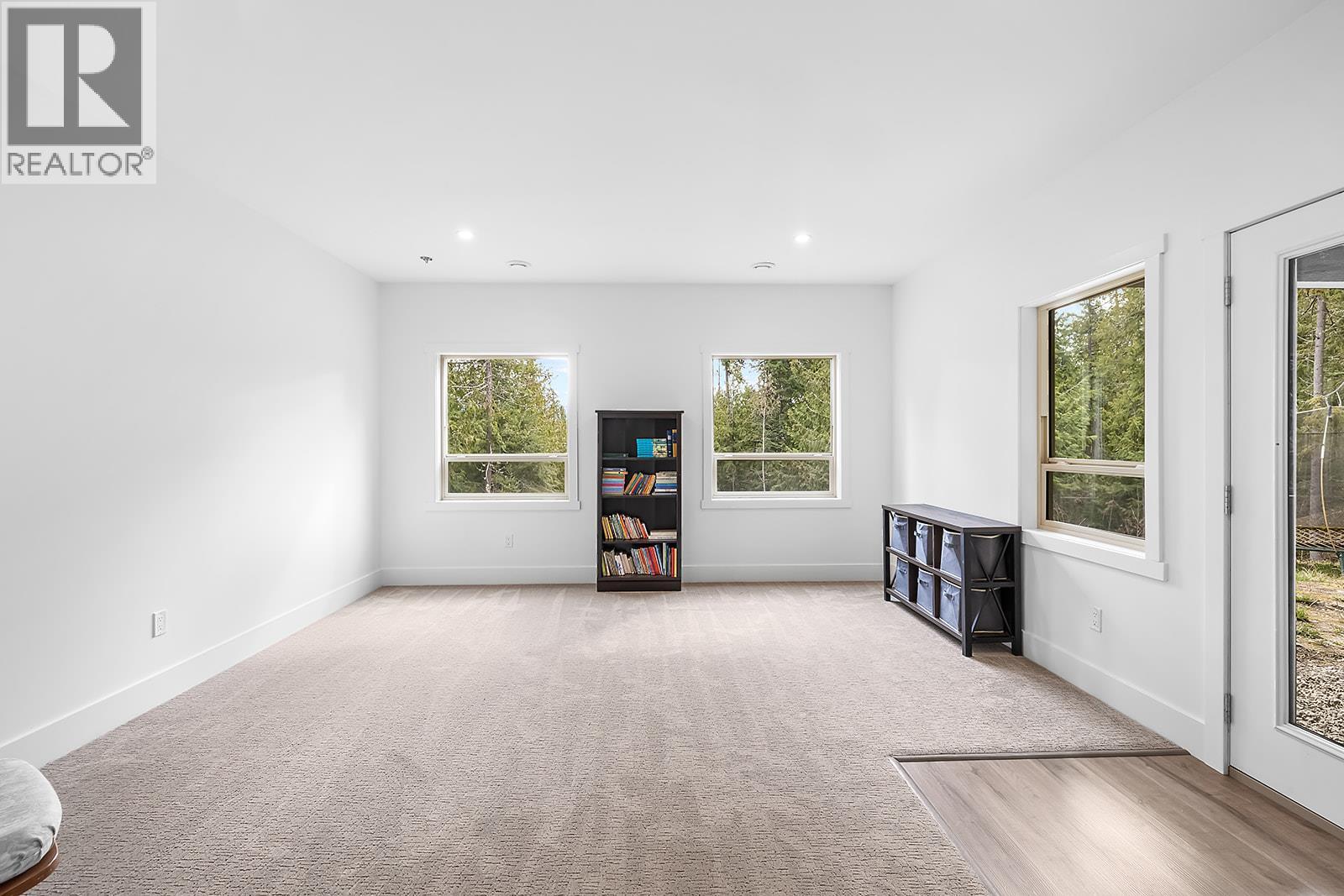 1562 TEETZEL ROAD - 19