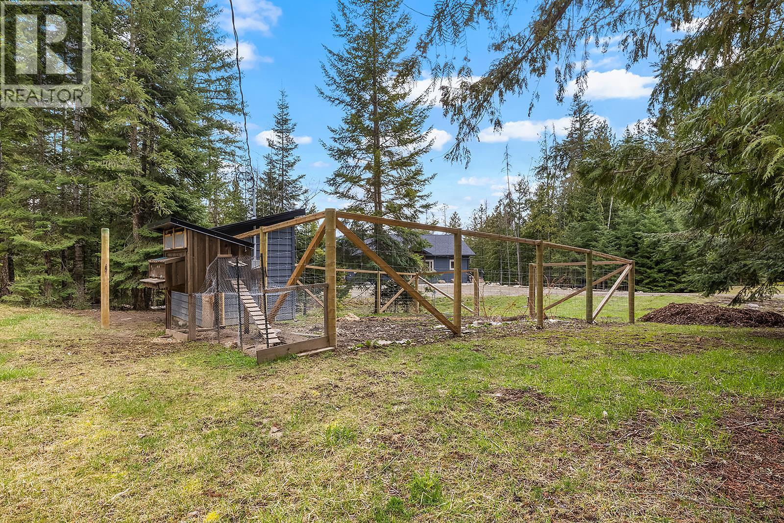 1562 TEETZEL ROAD - 28