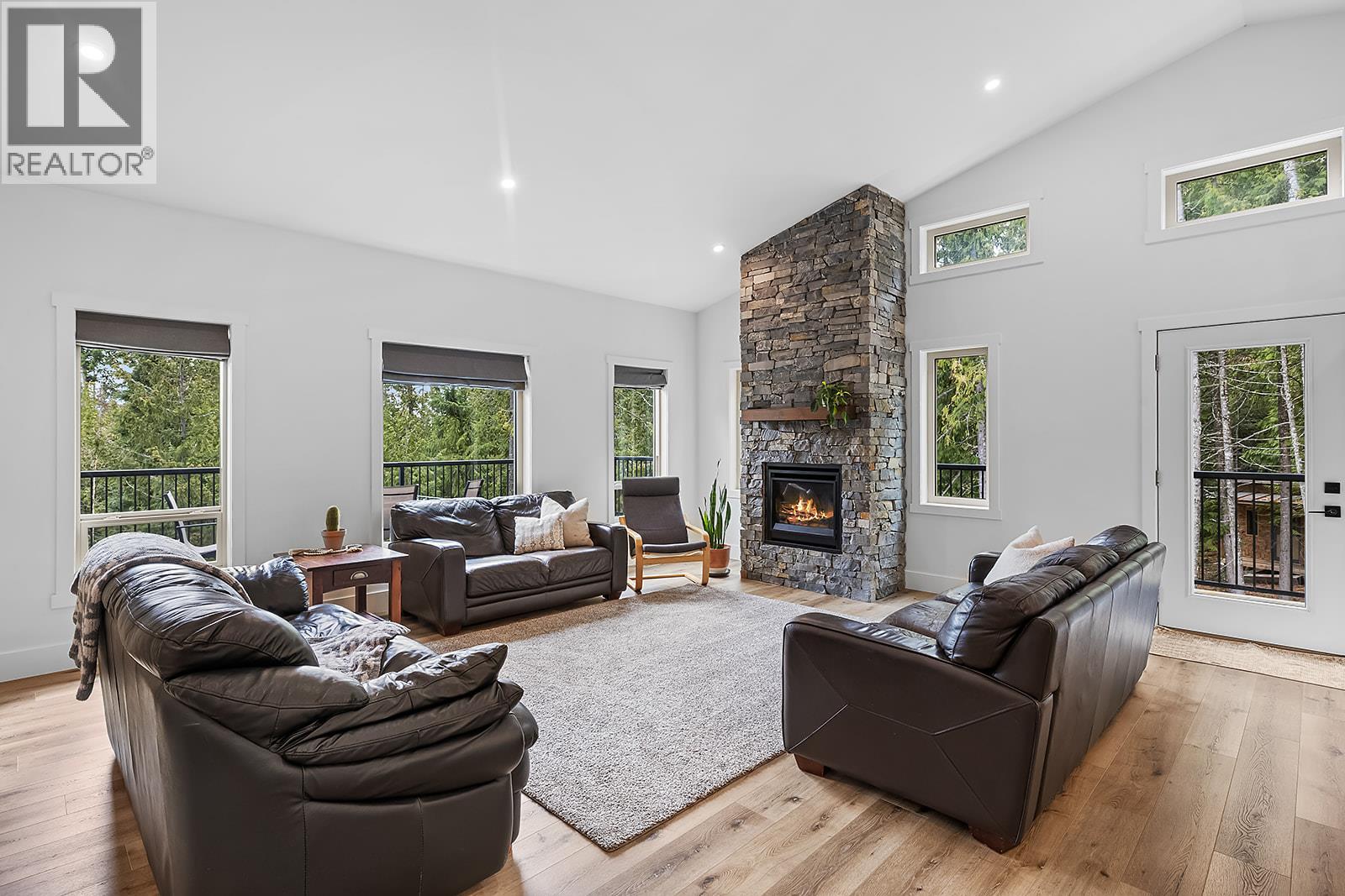 1562 TEETZEL ROAD - 10