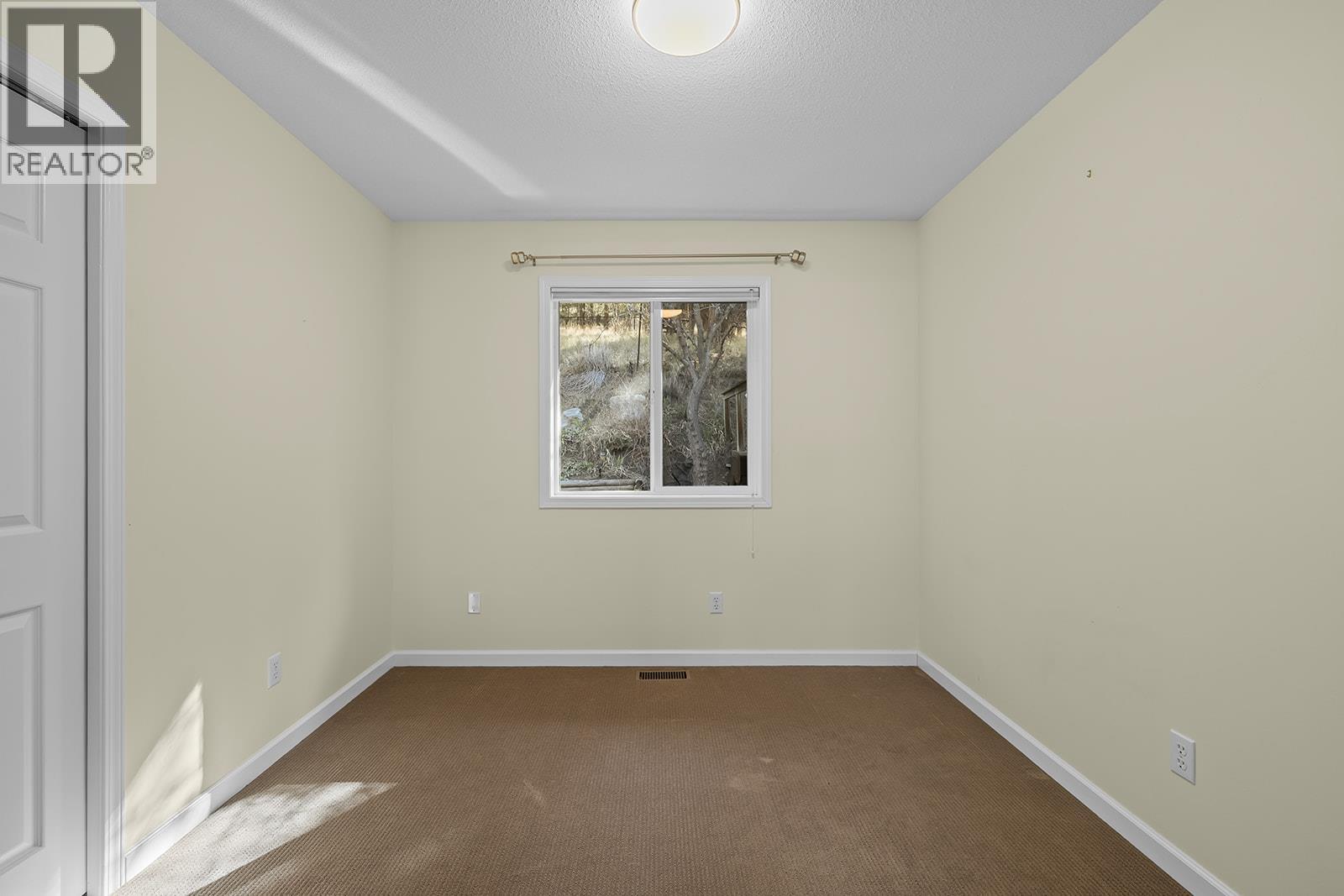  413 Rio Drive, Kelowna