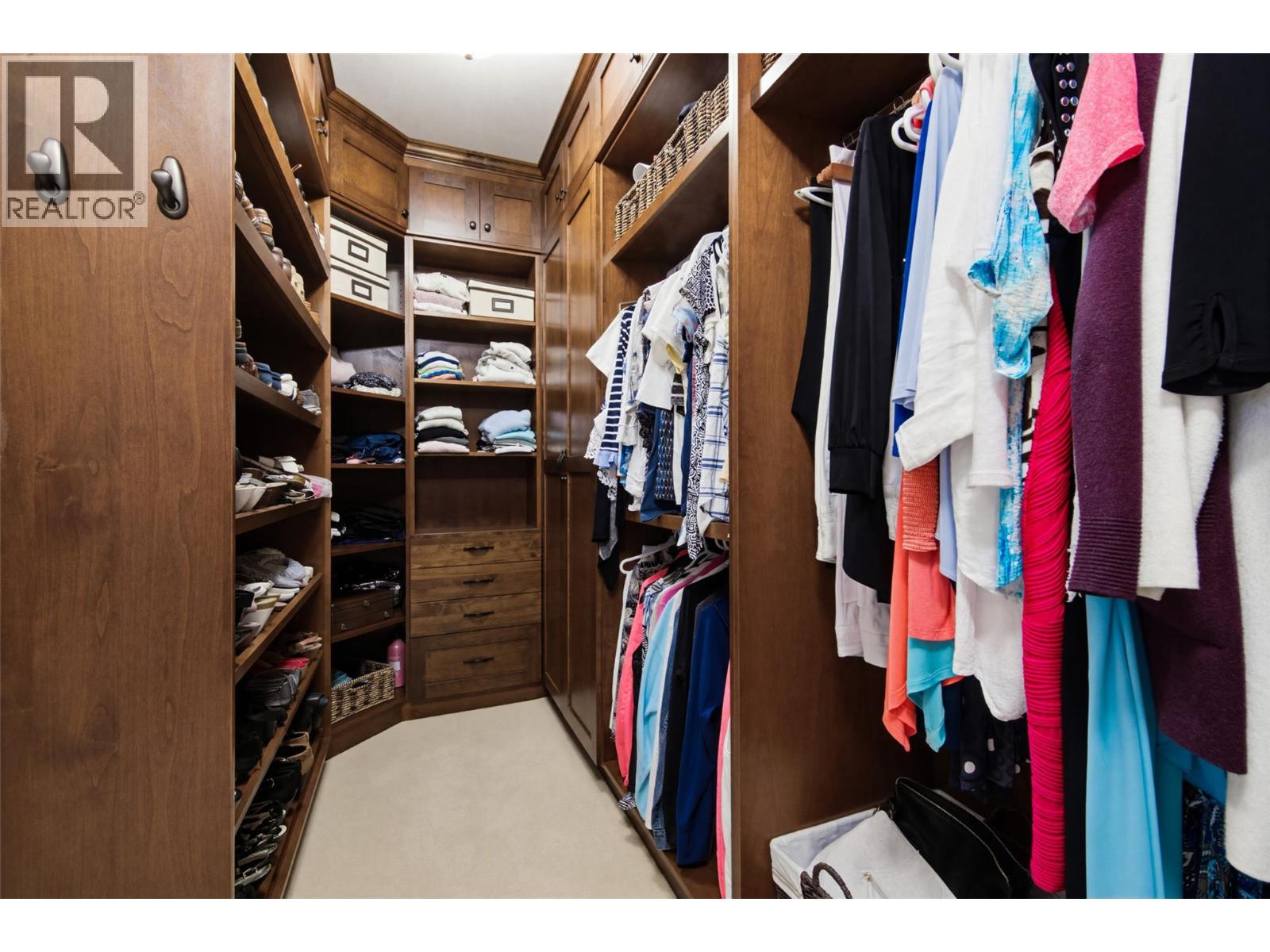 1590 GOLF RIDGE DRIVE - 25