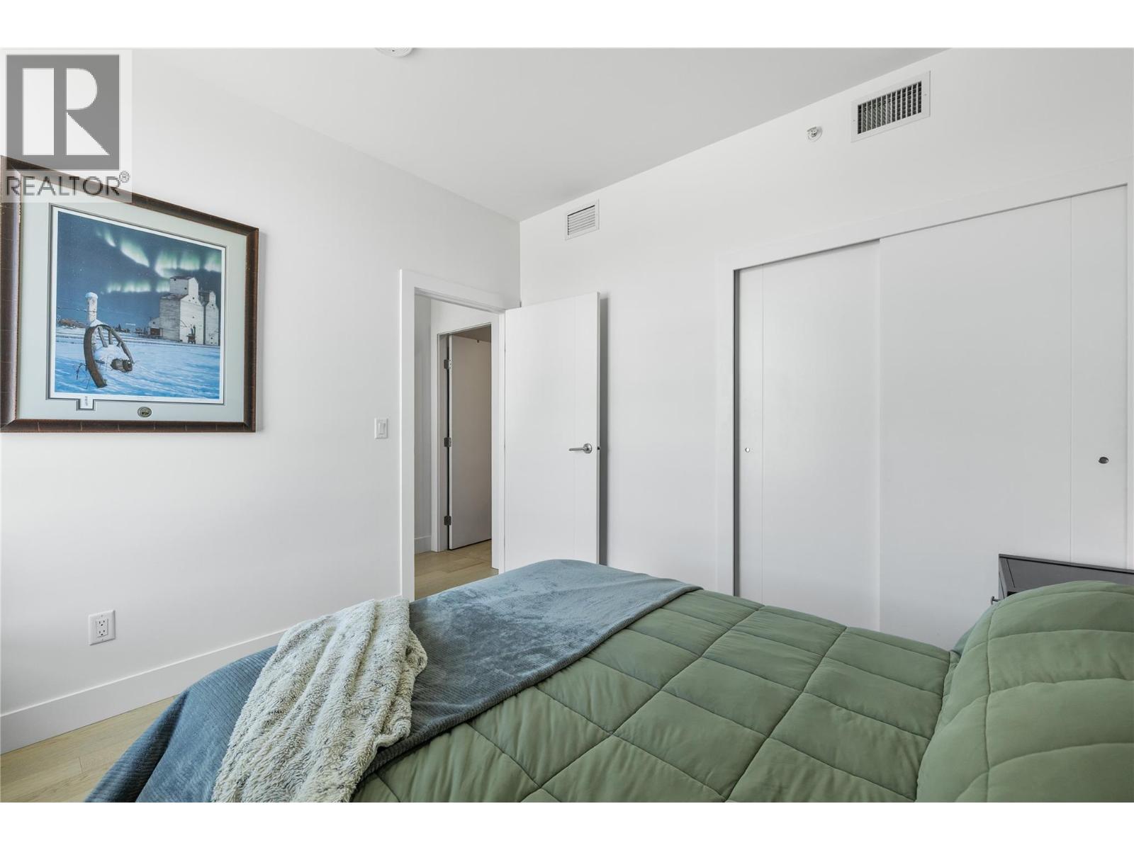 1907 1181 Sunset Drive, Kelowna