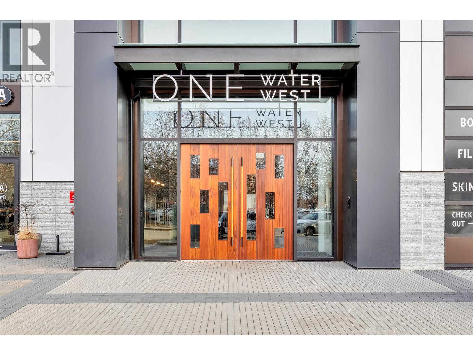 1907 1181 Sunset Drive, Kelowna