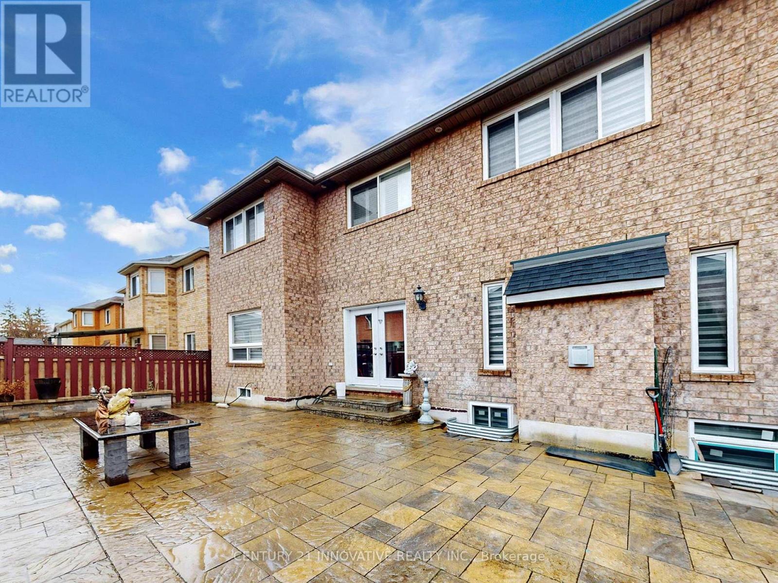 9 HEATHERDALE DRIVE - 46