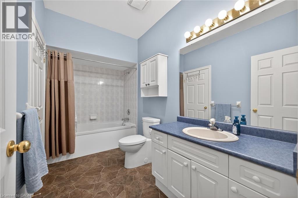 18 CRITZIA Drive, Mount Hope, Ontario, L0R1W0 — Photo 27
