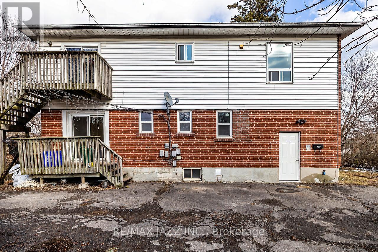 380 PHILLIP MURRAY AVENUE - 3