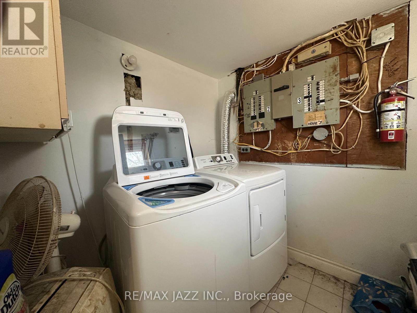 Shared laundry - lower level