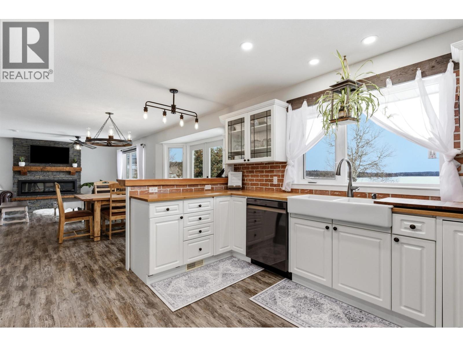 2448 CLARA ROAD - 15