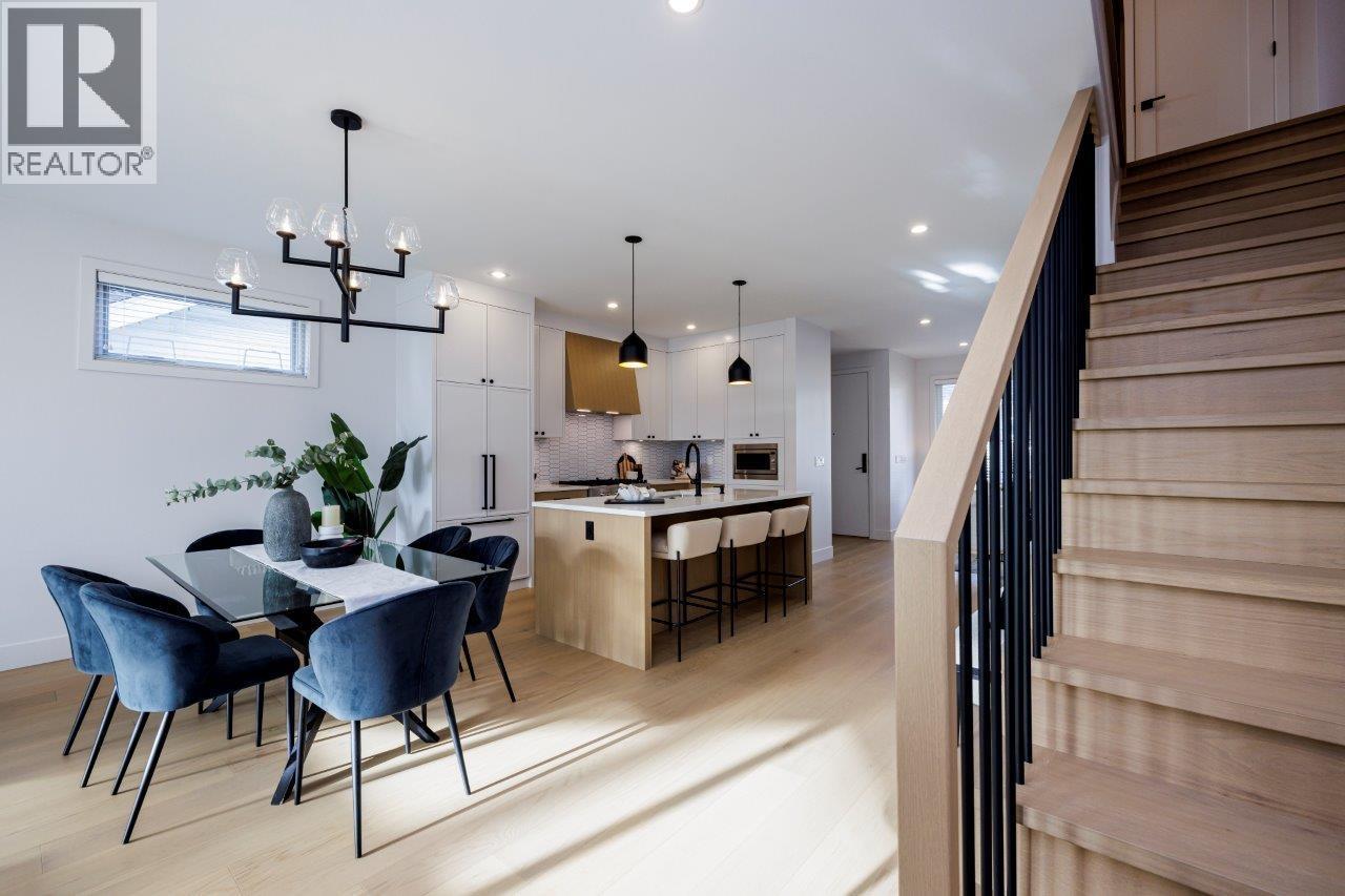 229 E 22ND STREET, North Vancouver