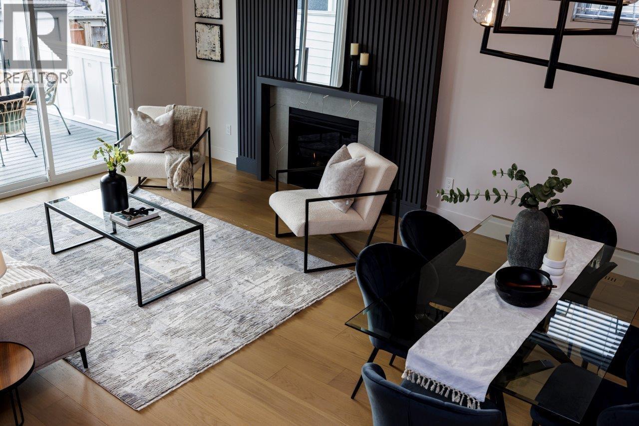 229 E 22ND STREET, North Vancouver