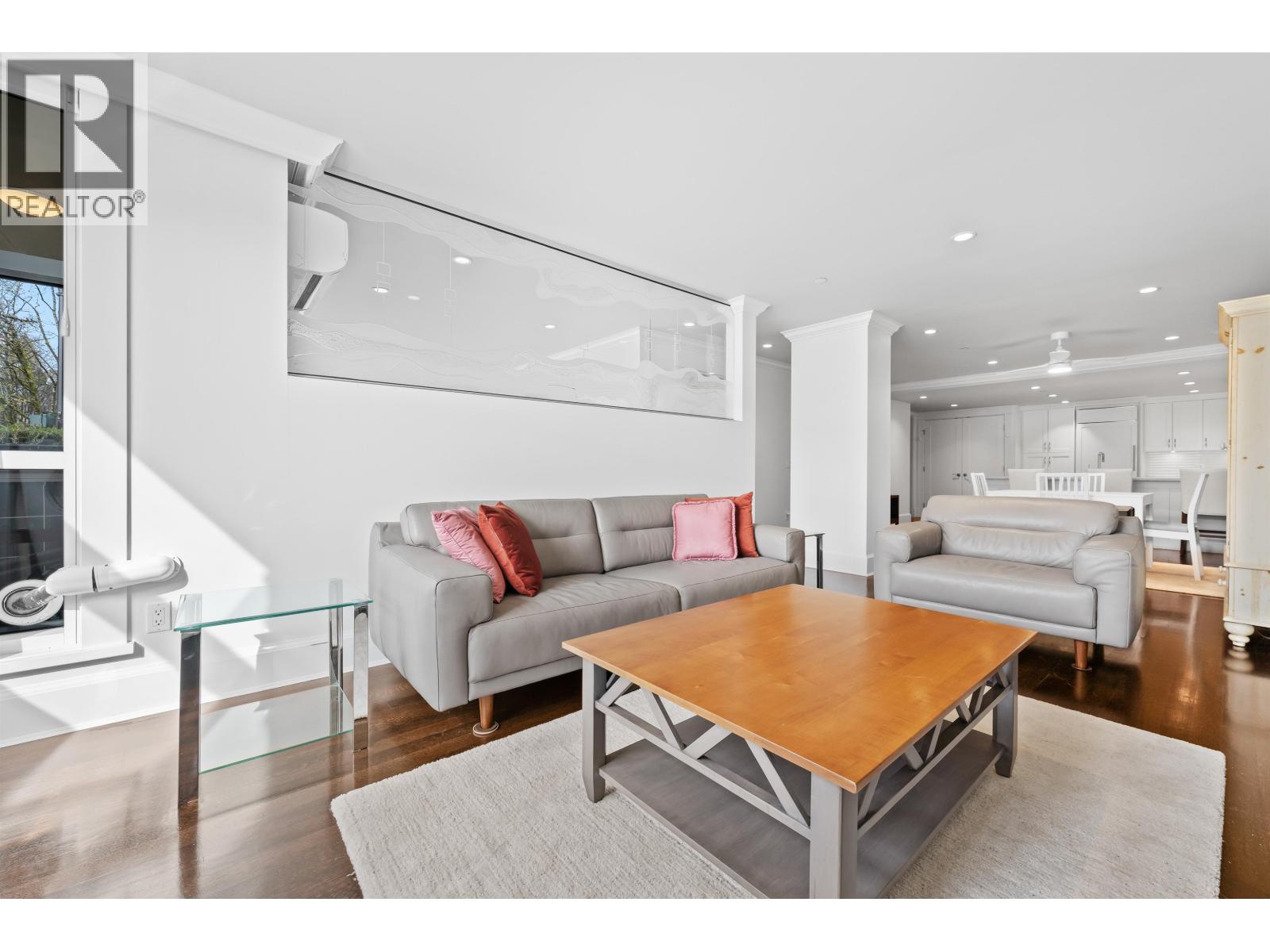 9 1891 MARINE DRIVE — photo 19