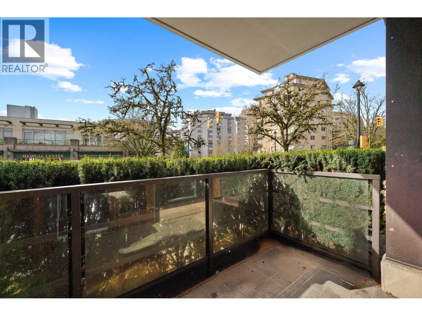9 1891 MARINE DRIVE — photo 29