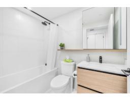 902 10448 University Drive, Surrey, BC V3T0S7 Photo 10