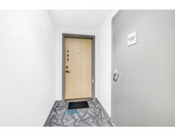 902 10448 University Drive, Surrey, BC V3T0S7 Photo 6