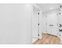 902 10448 University Drive, Surrey, BC V3T0S7 Photo 7