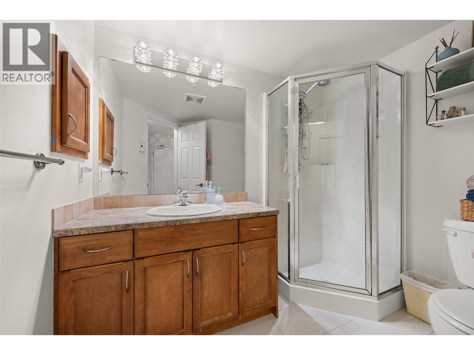 201 1965 Pandosy Street, Kelowna