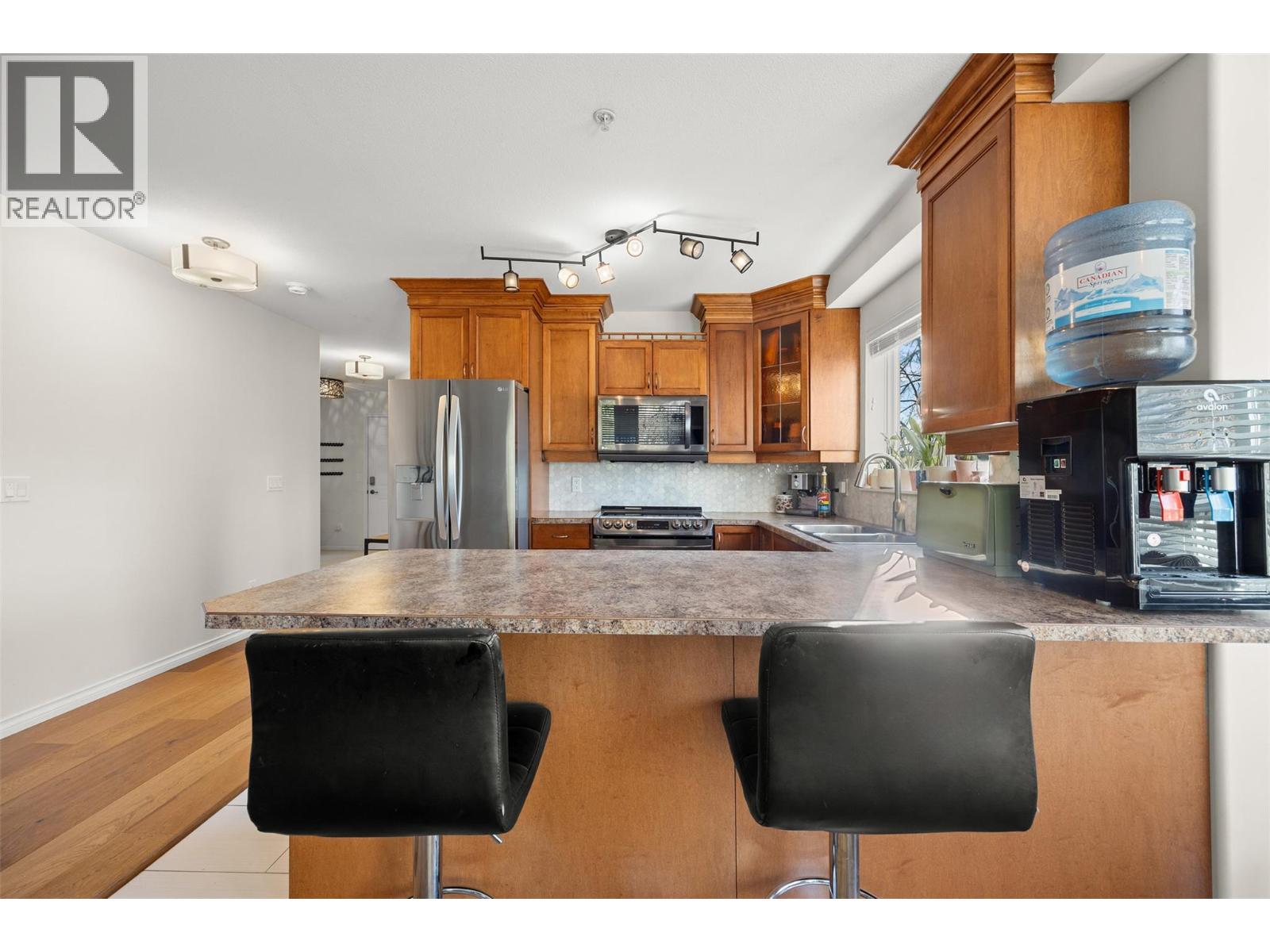 201 1965 Pandosy Street, Kelowna