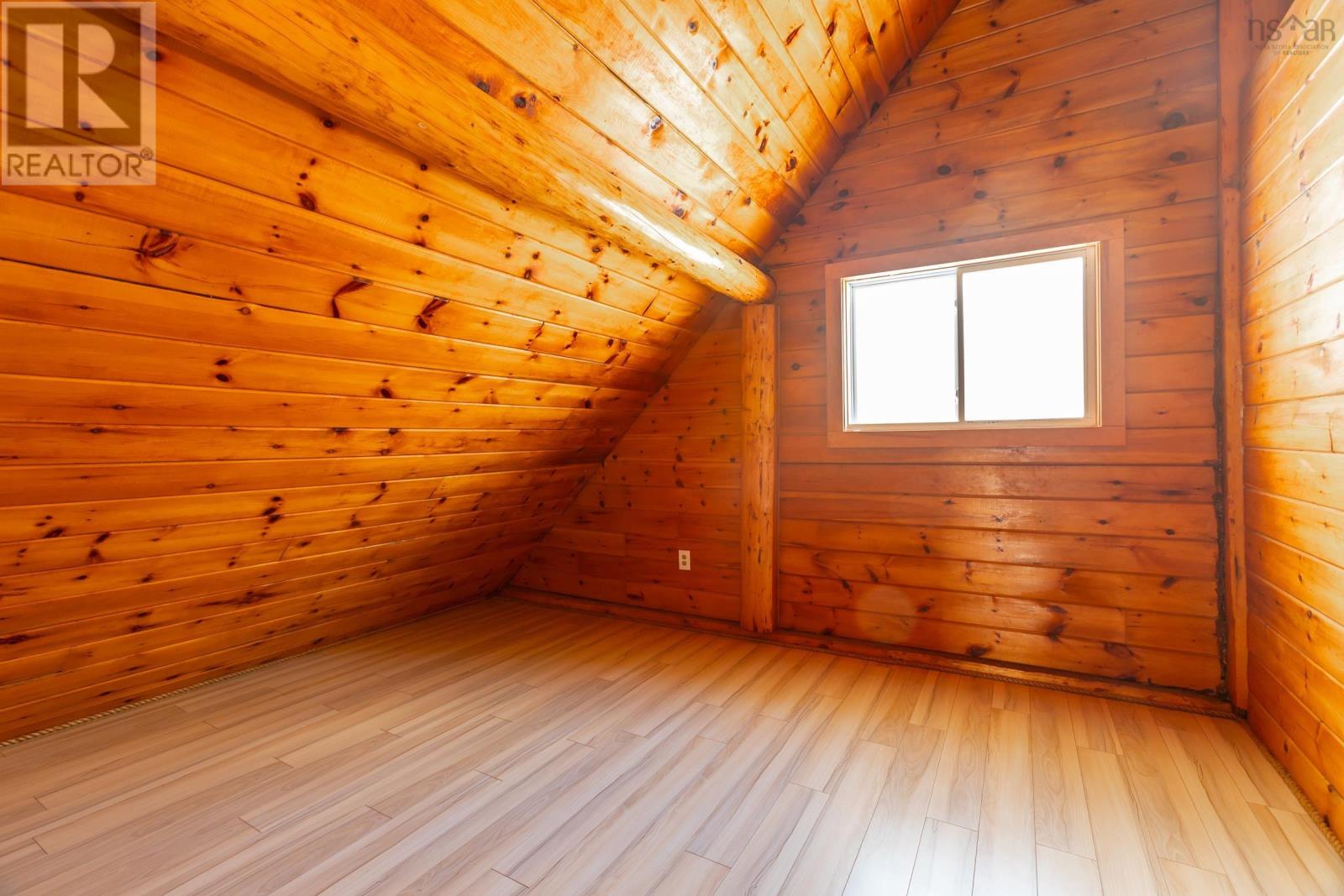 Property 22 of 46 of 68 North River Road