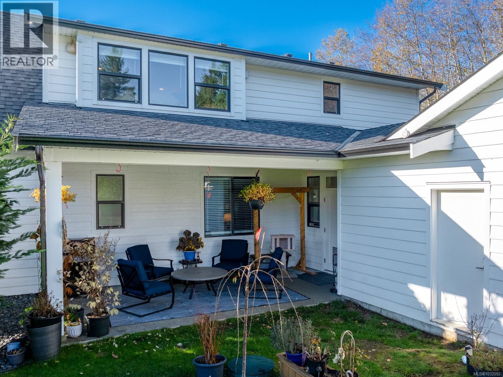 8740 Oyster River Way - 33