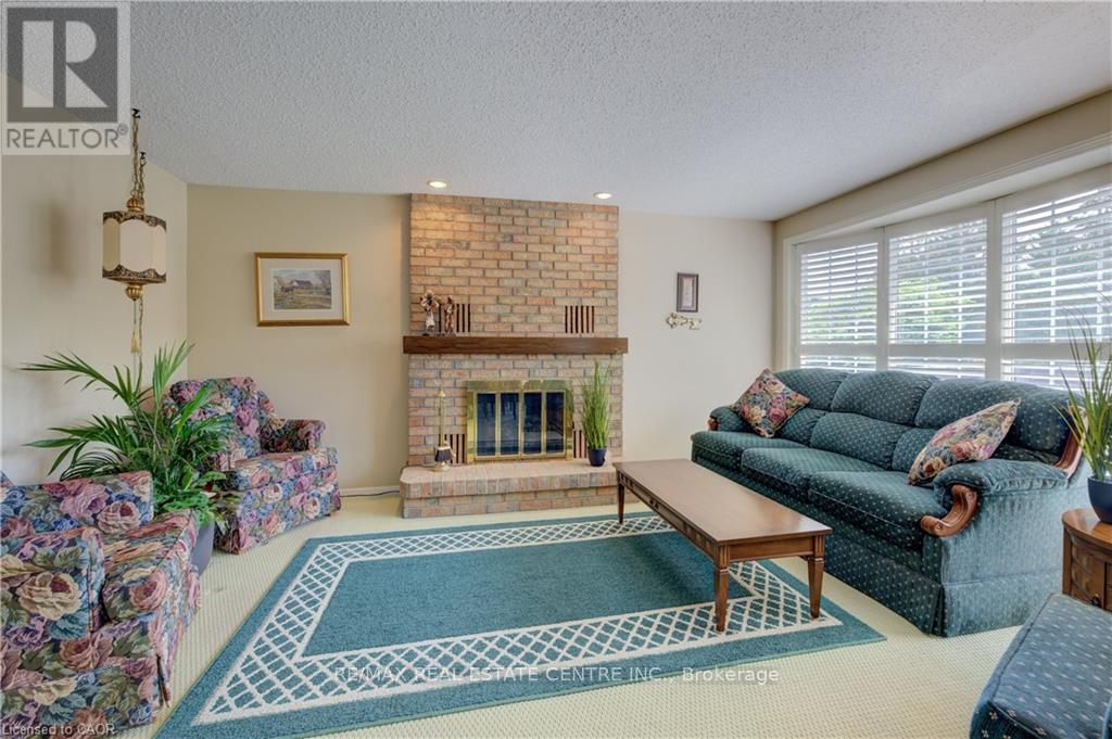 4 - 493 BEECHWOOD DRIVE — photo 11