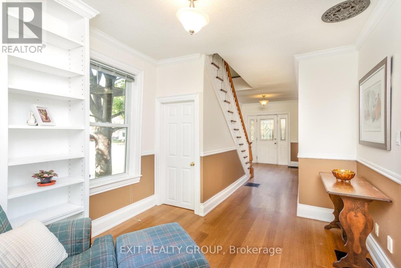 120 LORNE AVENUE - 16