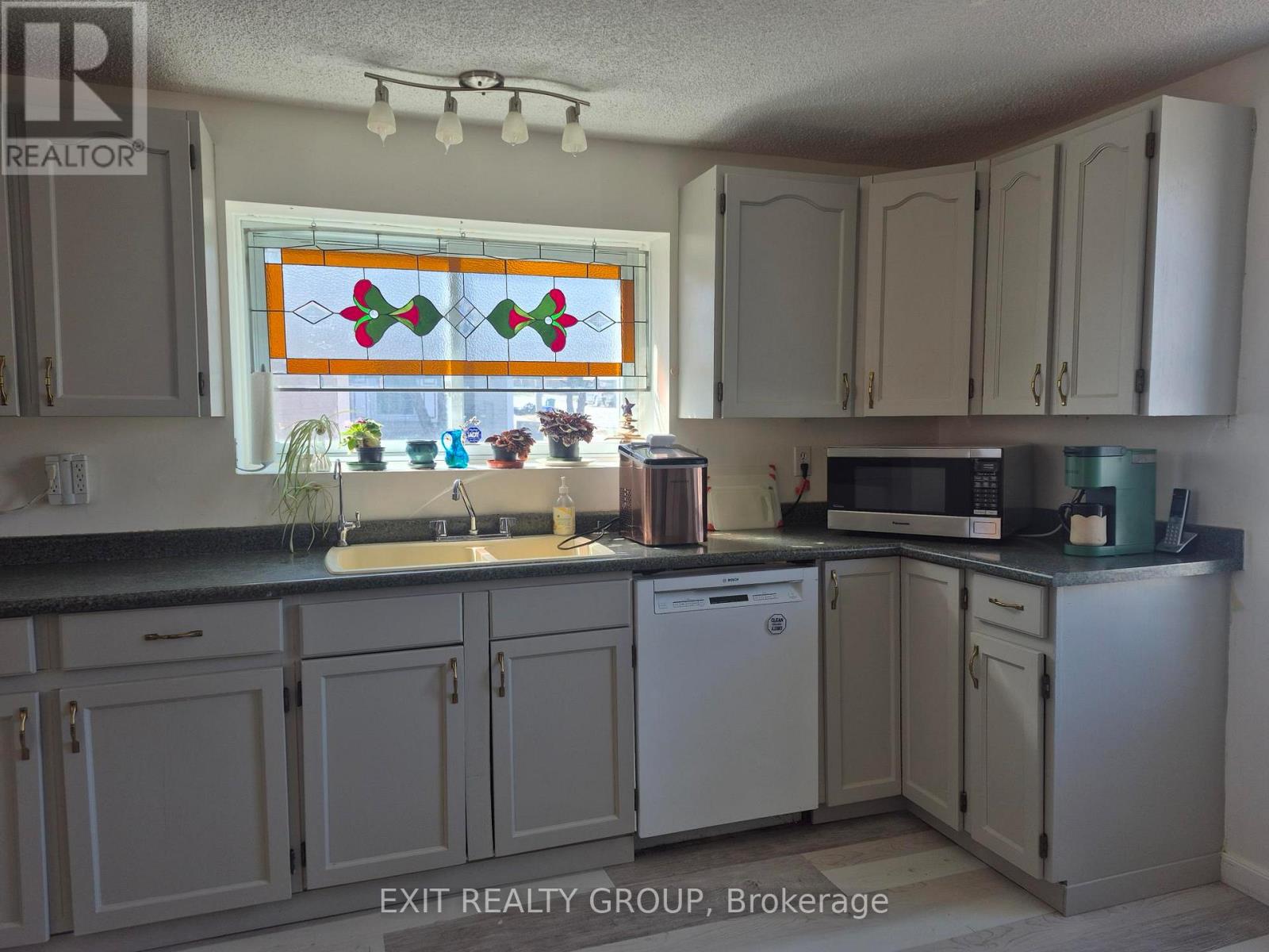 120 LORNE AVENUE - 17