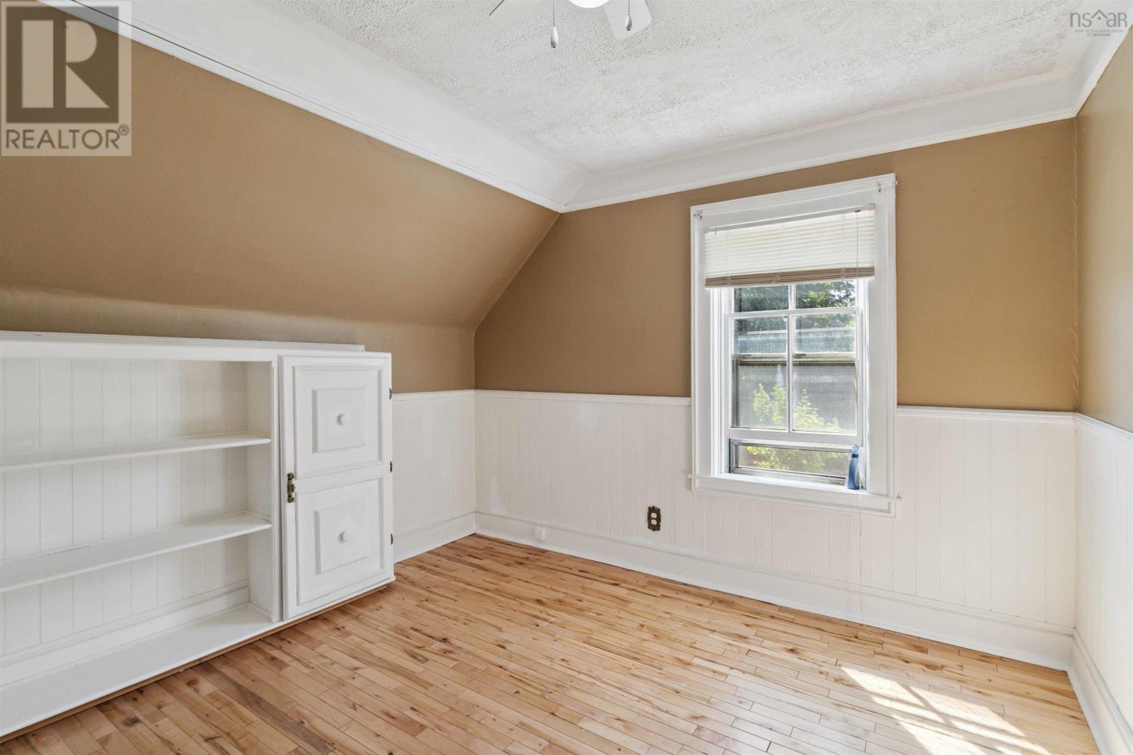 Property 33 of 50 of 22 Hogg Lane