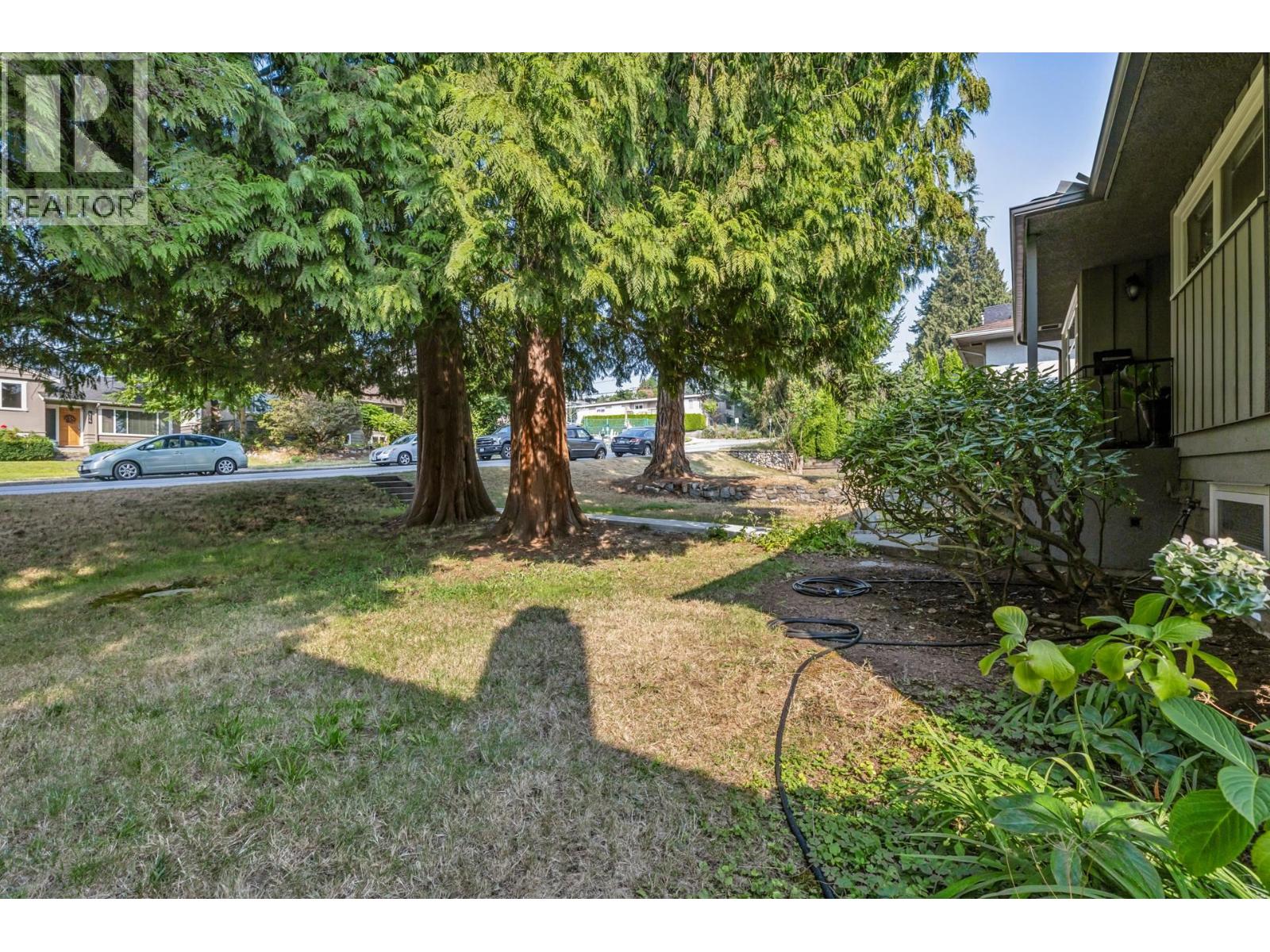 415 W 26TH STREET — photo 39