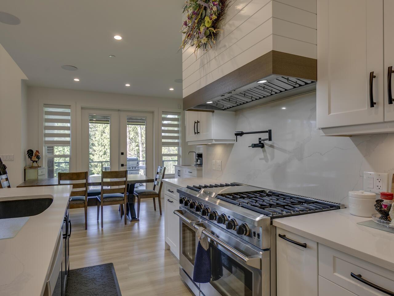 9409 ERICKSON STREET — photo 11