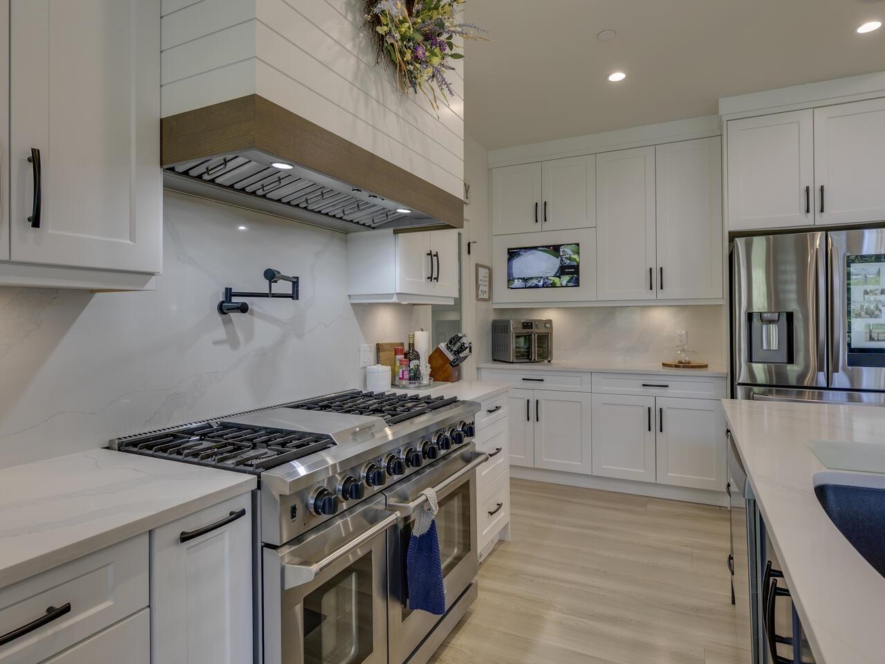 9409 ERICKSON STREET — photo 14