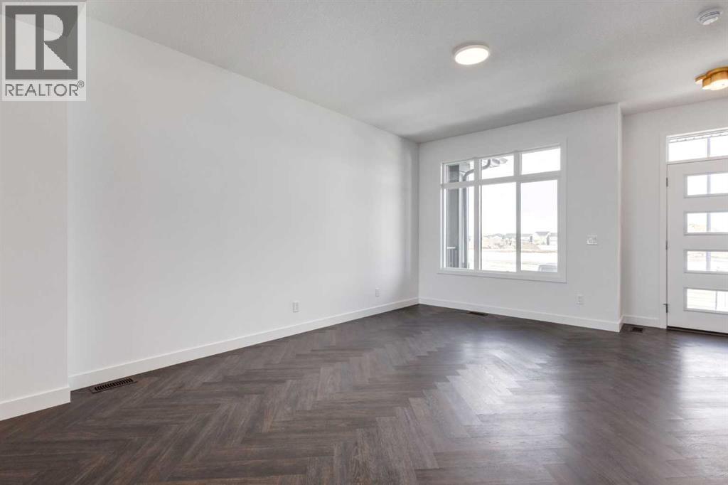 413 Clydesdale Avenue, Cochrane