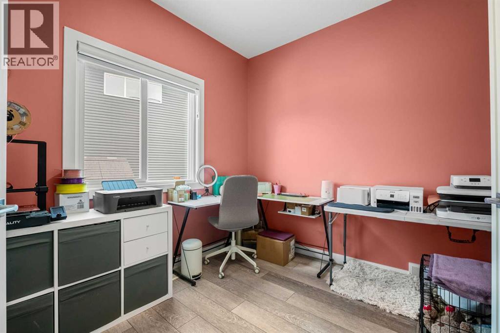 32 Paint Horse Crescent, Cochrane