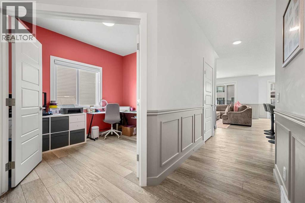 32 Paint Horse Crescent, Cochrane