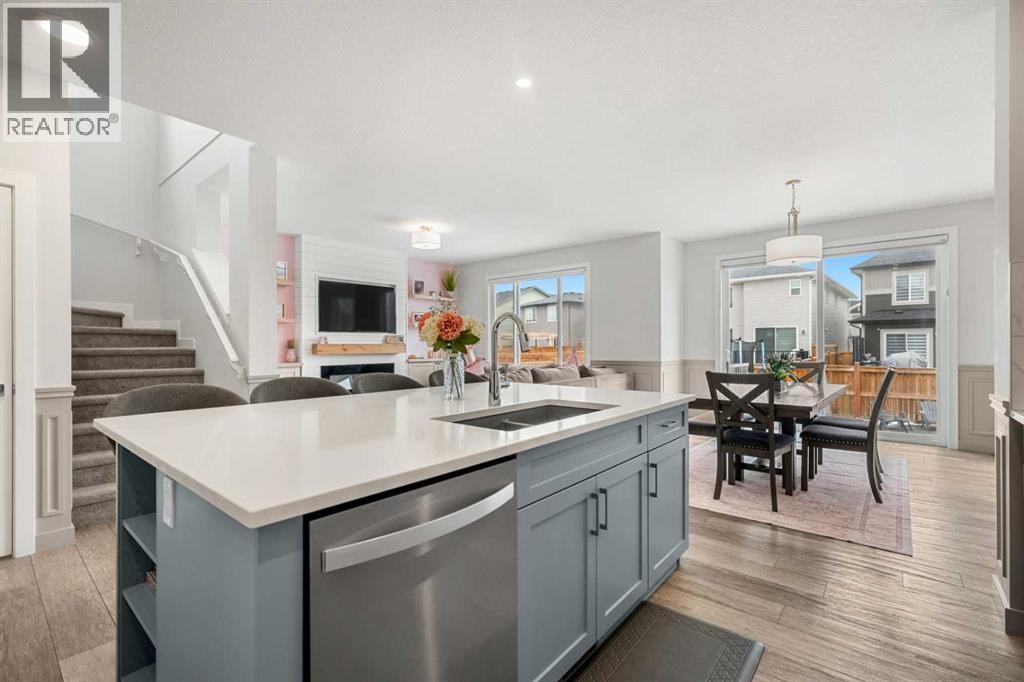 32 Paint Horse Crescent, Cochrane