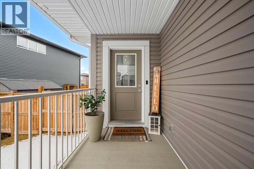 32 Paint Horse Crescent, Cochrane