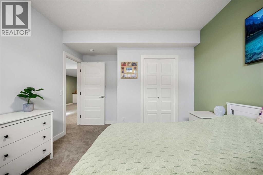 32 Paint Horse Crescent, Cochrane