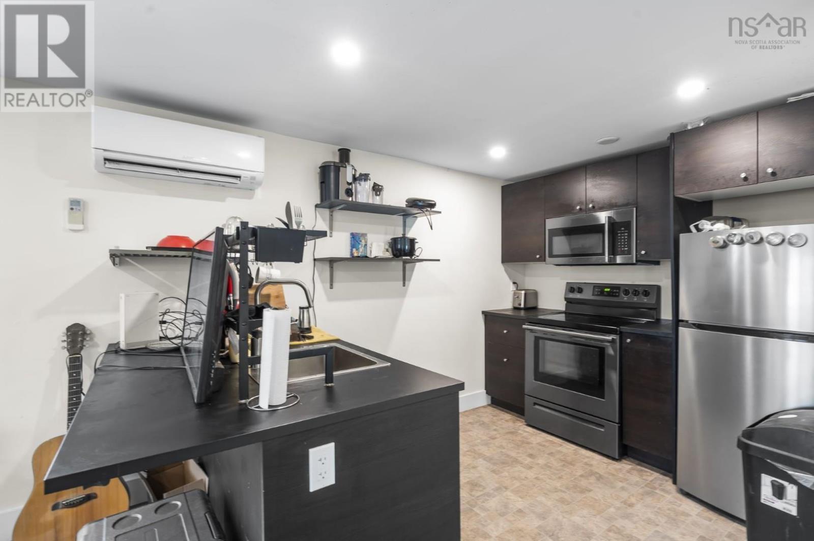 Property 21 of 35 of 746-748 Old Sambro Road