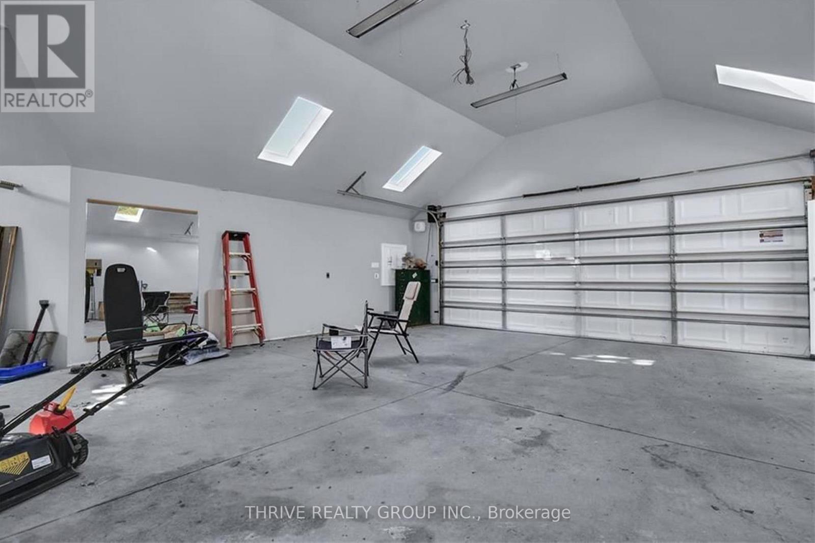 7095 LONGWOODS ROAD Property Photo