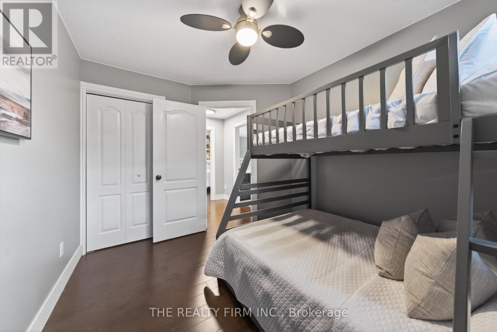 25 LA MANTIA AVENUE Property Photo