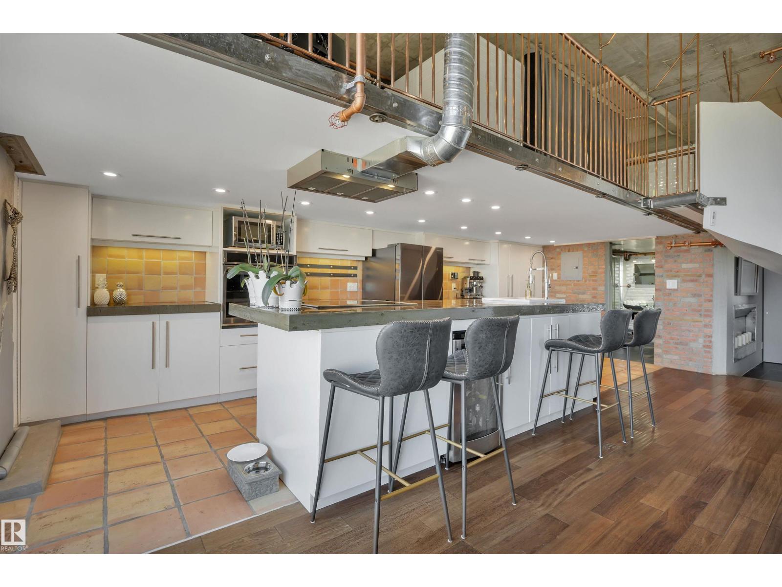 #1004 10179 105 ST NW - 27