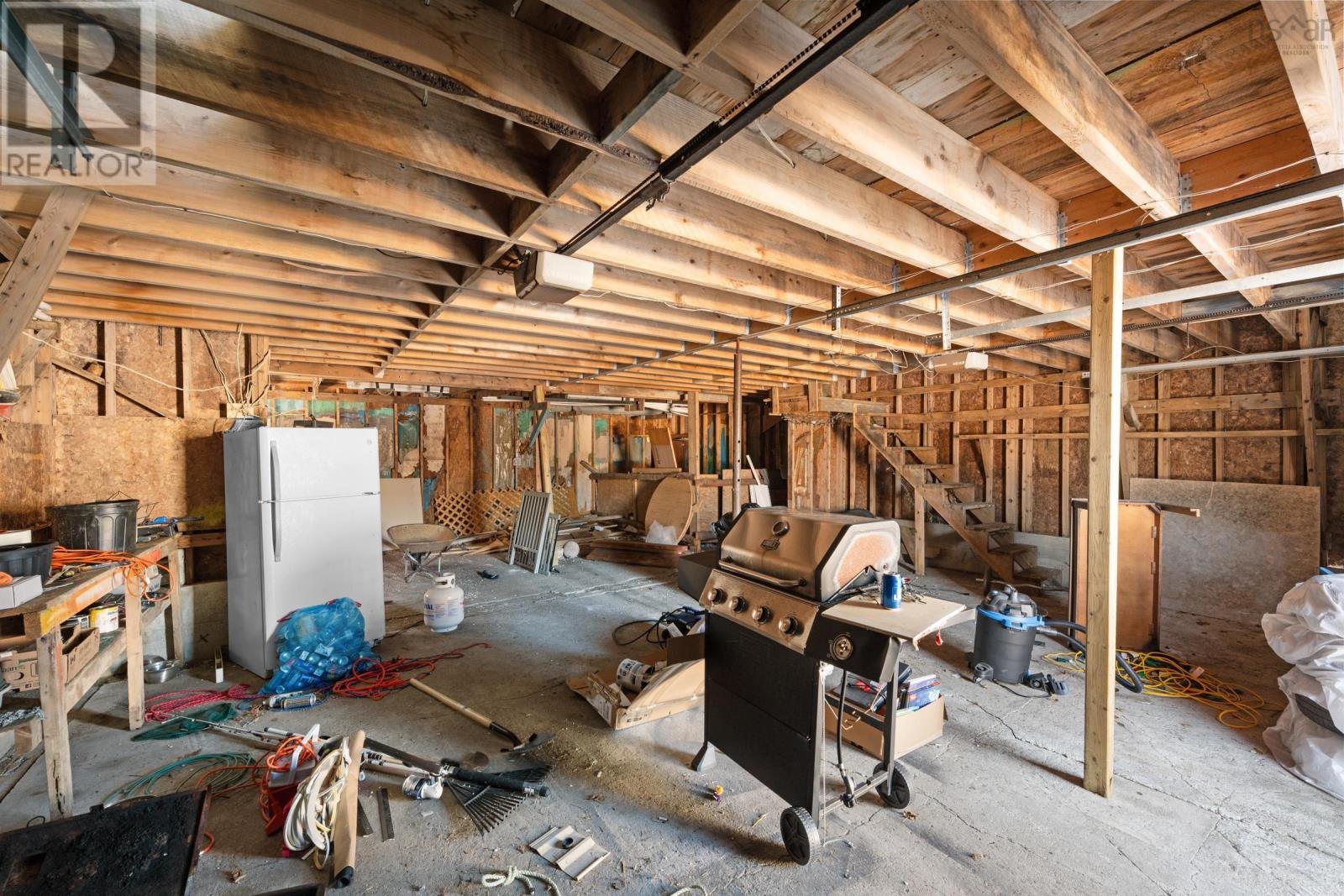 Property 33 of 42 of 90 Oak Park Road