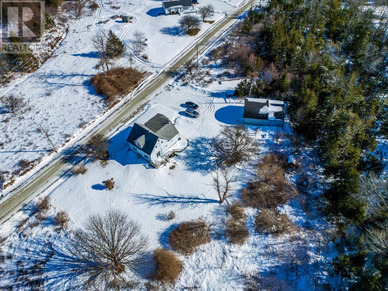 Property 37 of 42 of 90 Oak Park Road