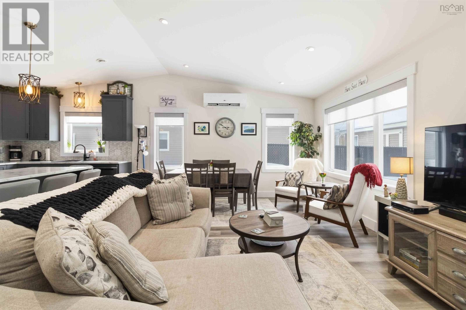 Property 24 of 37 of 16 Emma Janes Way