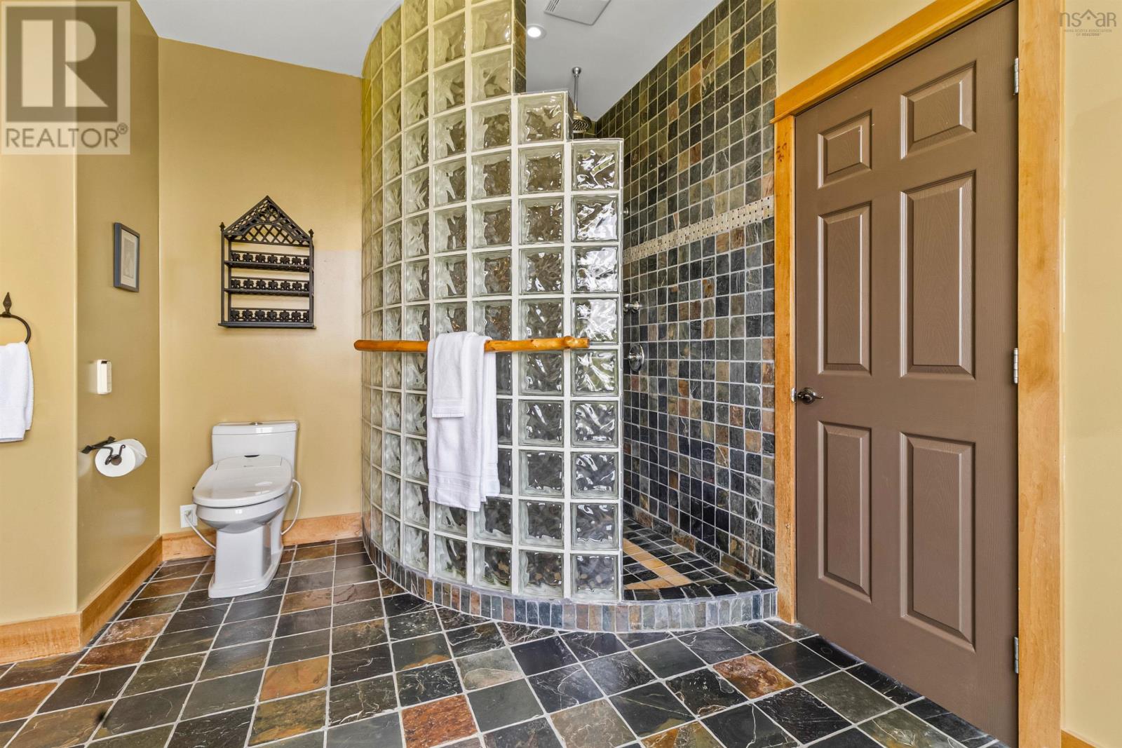 Property 24 of 46 of 199 Aarons Way