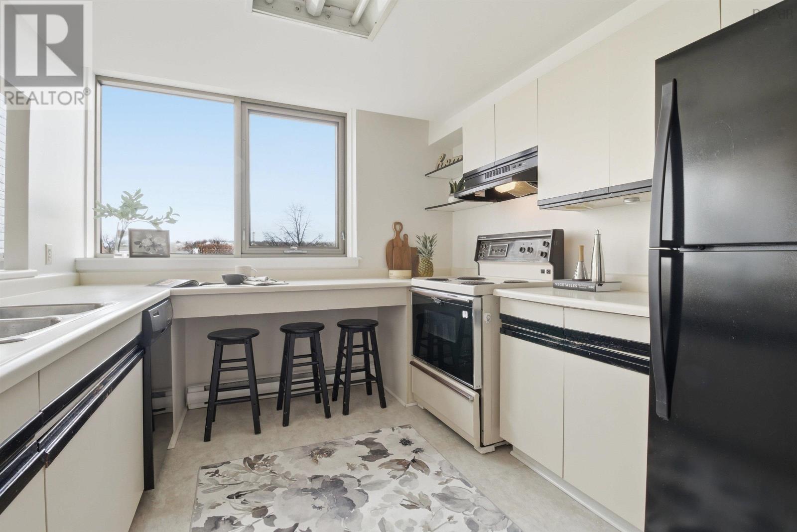 Property 17 of 27 of 301 1 Prince Street