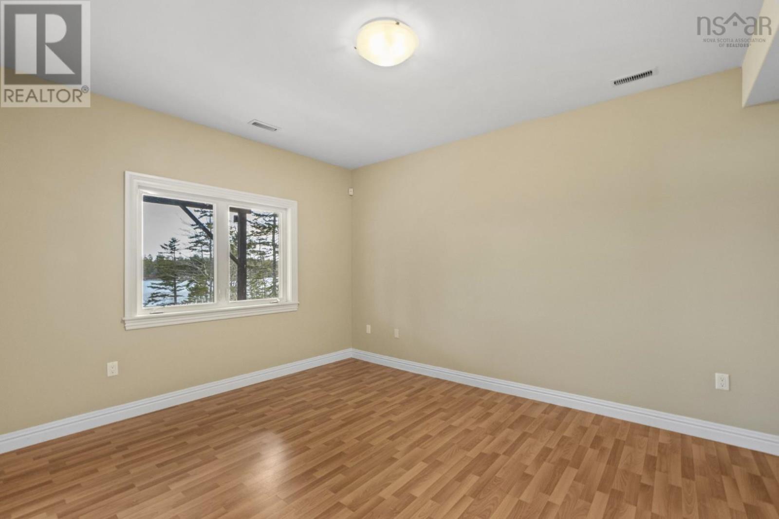 Property 35 of 51 of 172 Voyageur Way